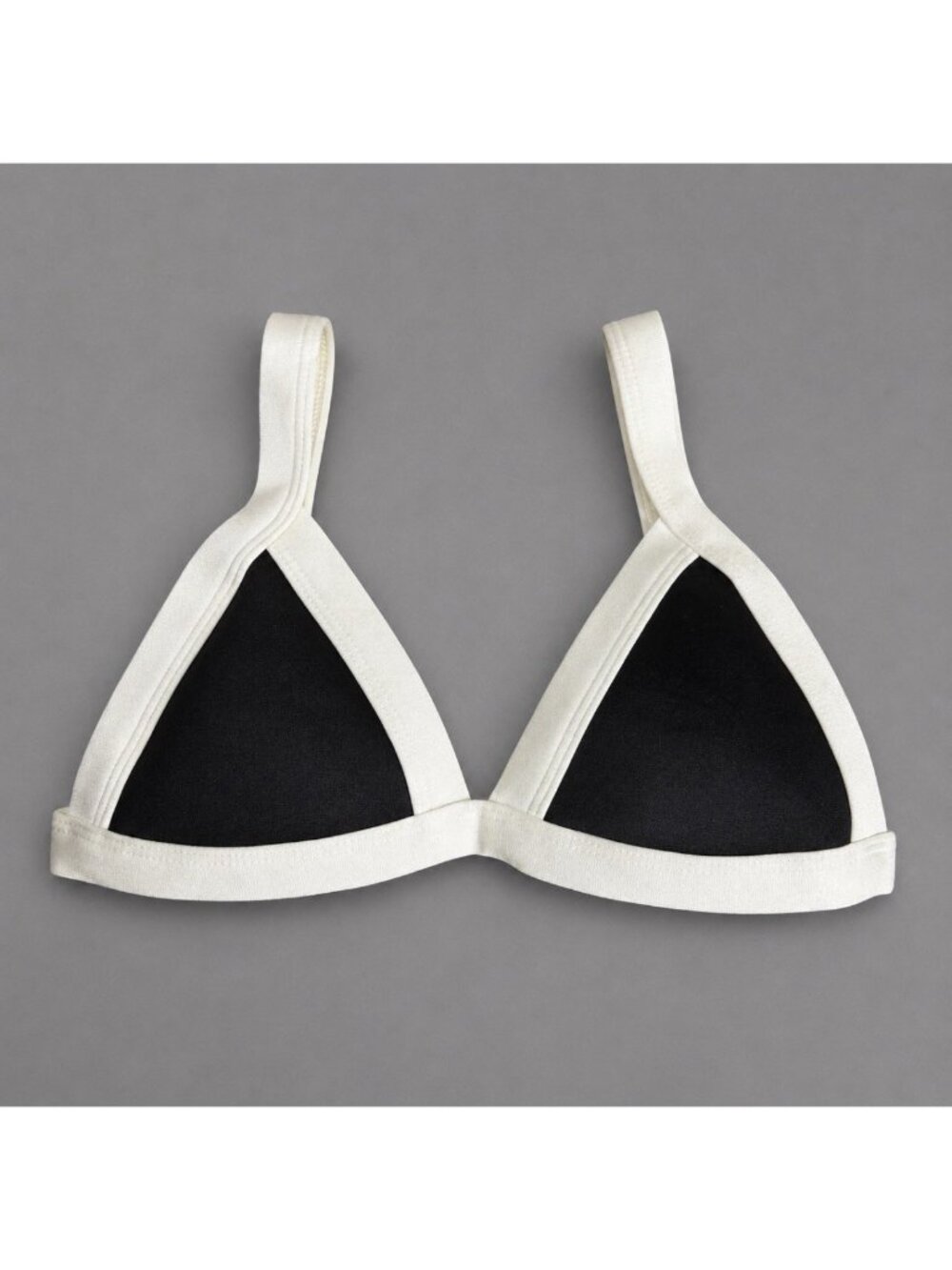 NWT ONE ONE Womens S Black/White Kameron Triangle Bikini Swimsuit Top OneOne